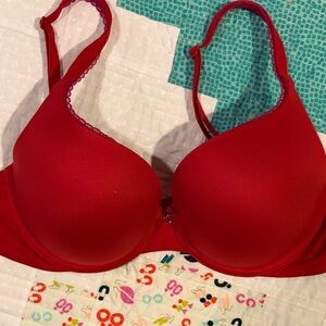 Body by Victoria Perfect Shape bra